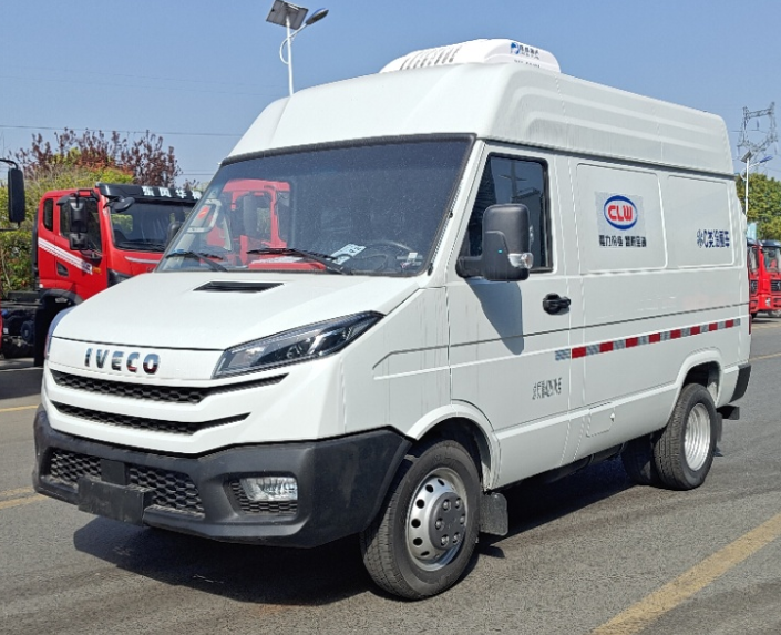 依維柯短軸面包冷藏車價格